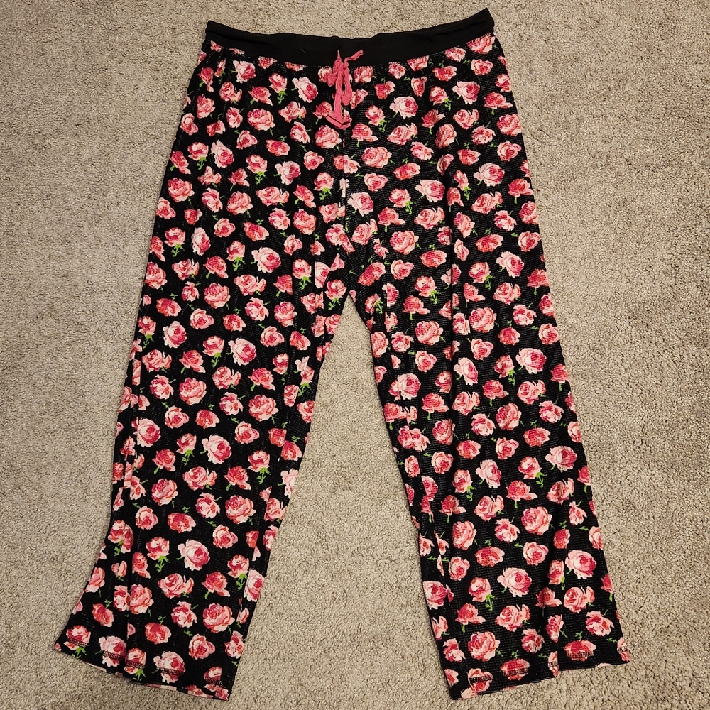Betsey Johnson Black & Pink Floral Pajama Pants Size XL